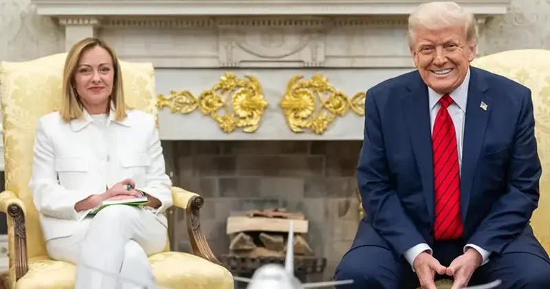 Trump tan Meloni ye fotoğraf göndermesi: Oy oranlarını yükseltmek için tekrar arkadaş olmak istiyor