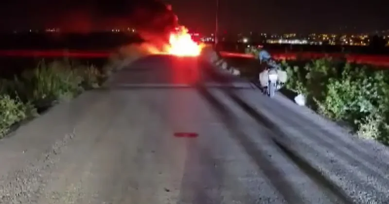 Yer: Hatay! Seyir halindeki otomobil yandı