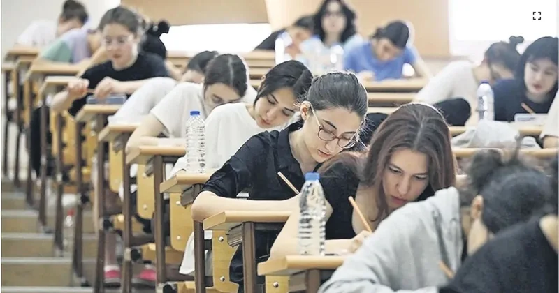 TYT de 2,4 milyon aday yarışıyor