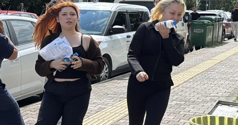 Sınava genç kalan 2 kız öğrencinin yıkıldığı an