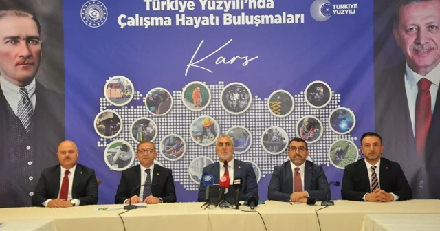 Bakan Işıkhan açıkladı: SGK borçlarına 72 aya kadar taksit, teminatsız limit 10 milyon TL ye çıktı Bakan Işıkhan Karslı iş adamlarıyla buluştu Kars Haberleri Habertürk Yerel Haberler