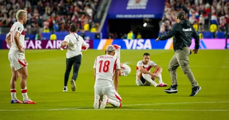 Dünya basını A Milli Takım ın mağlubiyetini ve vedasını konuşuyor!