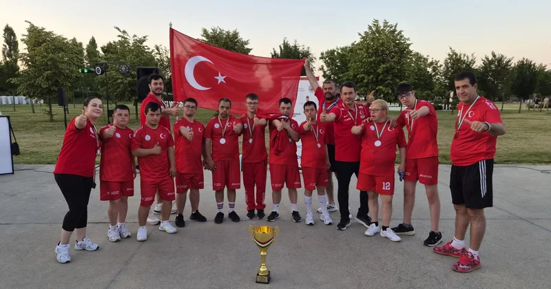 Down Sendromlu Basketbol Milli Takımı dünya ikincisi
