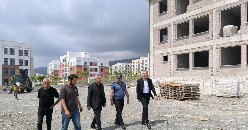 Erzin de okul inşaatlarında çalışmalar sürüyor