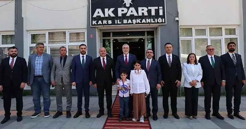Bakan Işıkhan: Sağlıkta, sosyal güvenlikte, sosyal hizmetlerde dünyada örnek alınacak konuma ulaştık