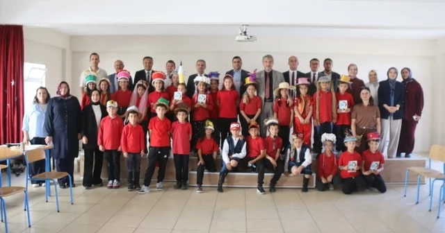 İl Milli Eğitim Müdürü Yılmaz, Hisarcık ta kitap söyleşisine katıldı Kütahya Haberleri Habertürk Yerel Haberler