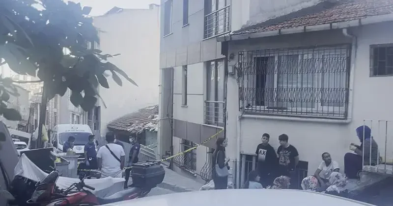 Şişli de bir evde silahla başından vurulmuş erkek cesedi bulundu