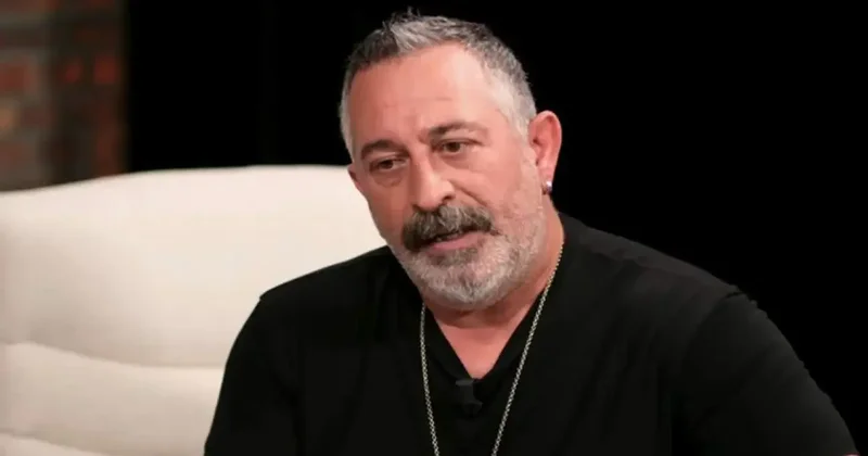 Cem Yılmaz günler sonra ortaya çıktı! Siyah saçlarıyla gündem oldu
