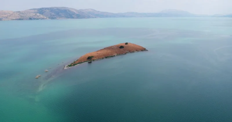 Hazar Gölü nün altındaki gizem! Türkiye nin Atlantis i görüntülendi!