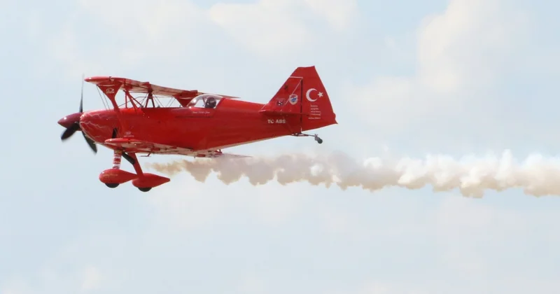 Türk Yıldızları Konya dan havalandı, Sivrihisar semalarında gösteri yaptı