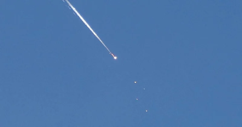 Suudi Arabistan, Husilerin Riyad’a attığı balistik füzenin imha edildiğini açıkladı