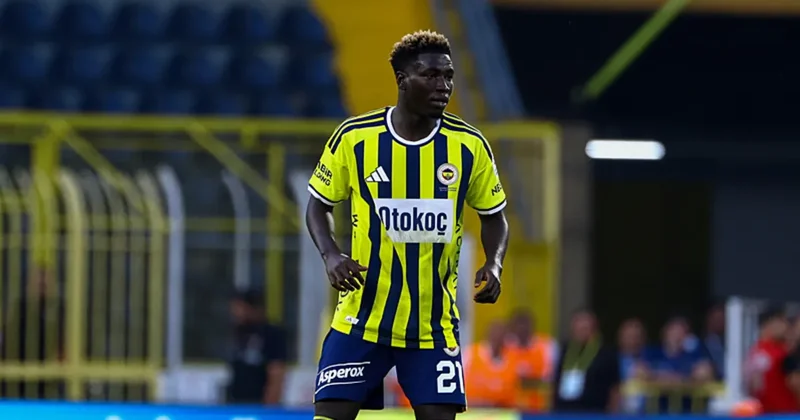 Oppong, Fenerbahçe de ilk maçına çıktı