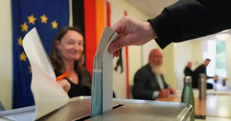 Almanya da kritik seçim günü! Merz partisini acil toplantıya çağırdı