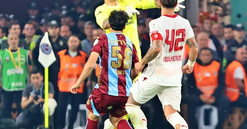 Galatasaraylı yıldız, taraftardan özür diledi: Utanç verici bir skor