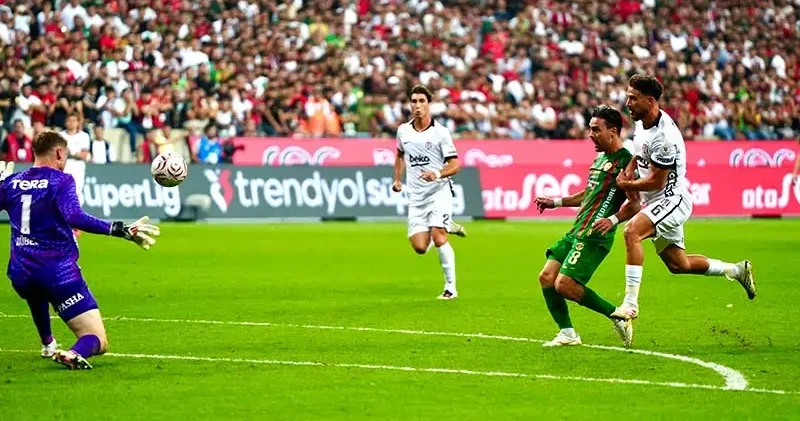 Beşiktaş deplasmanda yenildi