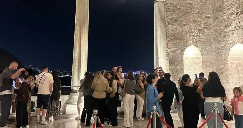 Topkapı Sarayı’nda gece ziyaretlerine yaz sezonunda 32 bine yakın kişi katıldı