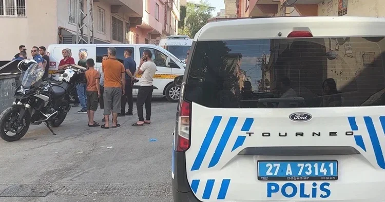 Gaziantep te kan donduran olay: Evde eşini öldürdü, sokağa çıkıp rastgele ateş açtı! 4 yaralı