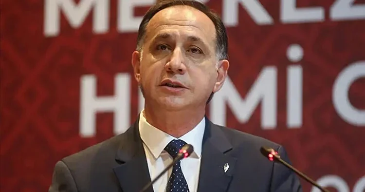 Başakşehir den Galatasaray maçı açıklaması: MHK nin istifa kararını almasını bekliyorduk!