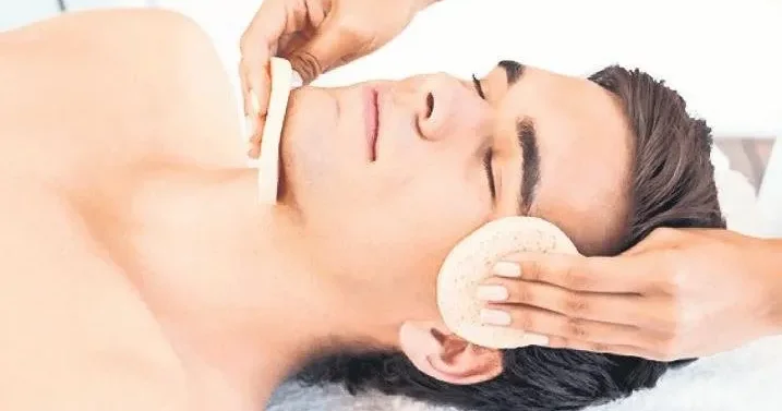 MEVLÜT TEZEL Usta çağıran, karpuz seçemeyen, bakımlı erkek!