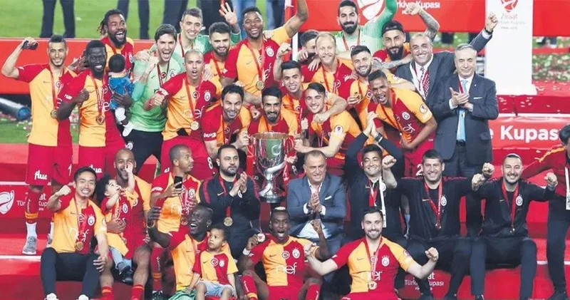Galatasaray da şampiyonluklar yaşamış Fenerbahçe de de oynamıştı: 31 yaşında kulüpsüz kaldı