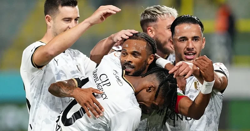 Bodrum FK liderliği bırakmadı
