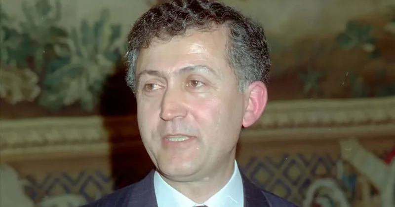 Ahmet Taner Kışlalı suikastının üzerinden 26 yıl geçti