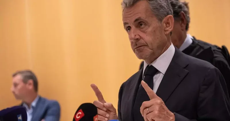 Nicolas Sarkozy yarın cezaevine girecek
