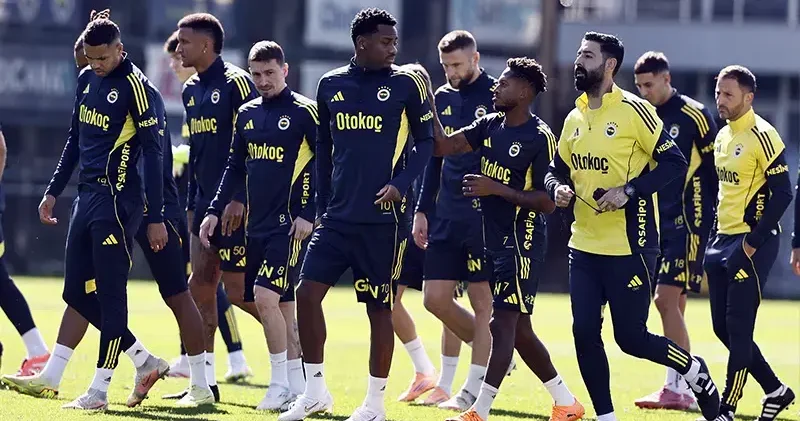 Fenerbahçe’de, Jhon Duran takımla beraber çalışmaya başladı