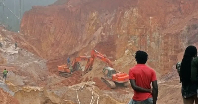 Ruanda’da maden çöktü: Yasa dışı kazı yaparken can verdiler