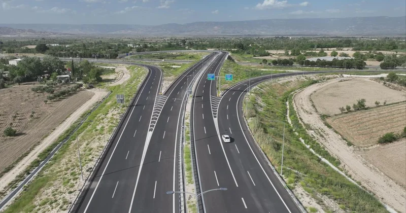 Toprakkale İskenderun Otoyolu ulaşıma tamamen açıldı