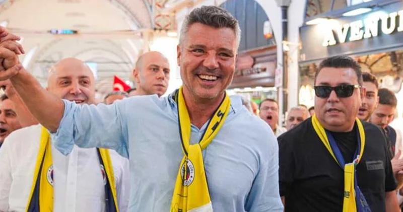 Fenerbahçe de anlaşma yapıldı: Sadettin Saran ilk imzasını attı