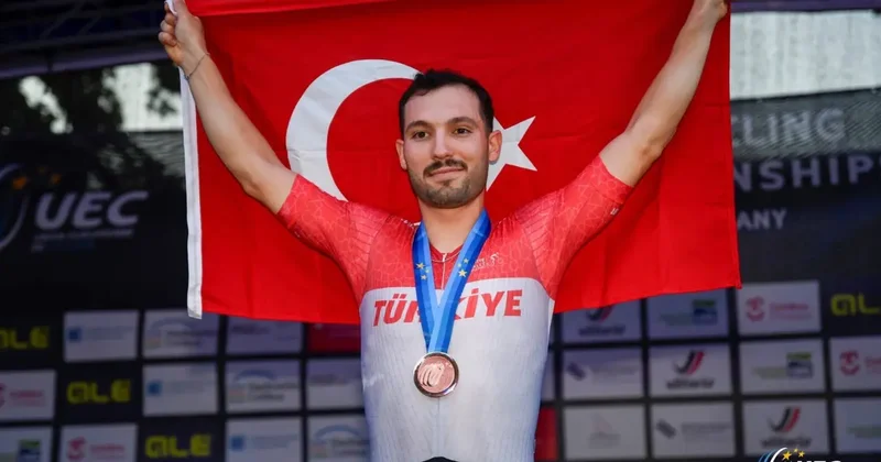 Şanghay da gelen zafer! Konyalı milli bisikletçi dünya sıralamasının zirvesinde