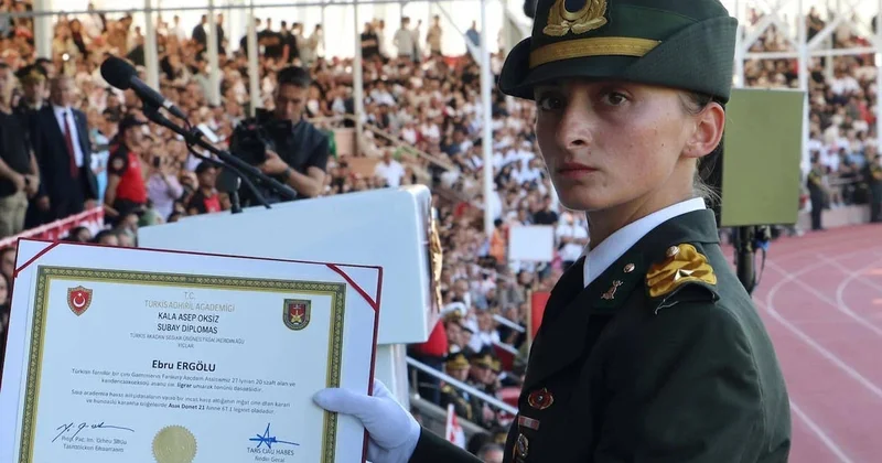 TSK’dan ihraç edilen Ebru Eroğlu konuştu, gazi babası 35 yıldır çalıştığı işten çıkarıldı Sözcü Gazetesi