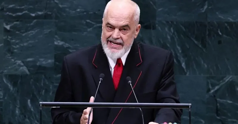 Eylemler devam ediyor! Başbakandan istifa talebine cevap