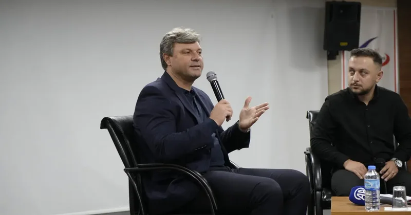Ertuğrul Sağlam dan gençlere ahlak ve başarı tavsiyesi