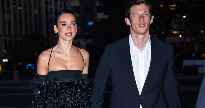 Dua Lipa ve Callum Turner çiftinin opera aşkı