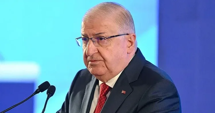 Milli Savunma Bakanı Yaşar Güler Katar da