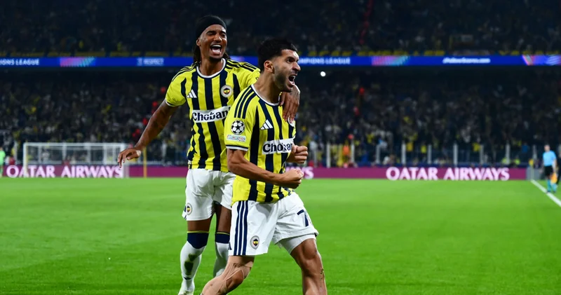Fenerbahçeli Oğuz Aydın dan Slavia Prag a tarihi gol!