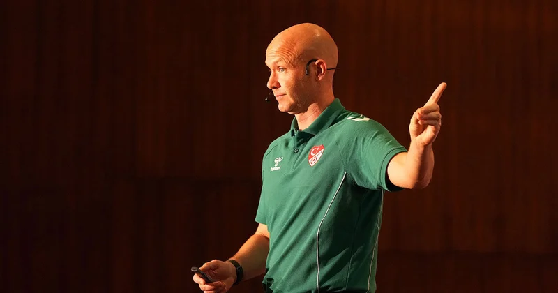 Anthony Taylor kimdir, nereli ve kaç yaşında? TFF nin açıkladığı yeni MHK Başkanı Anthony Taylor ın hayatı ve kariyeri Son Haberler