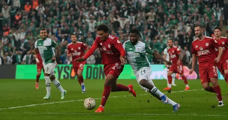 Bursaspor’un golcüsü Iheanacho’dan üst üste 11 maçta gol