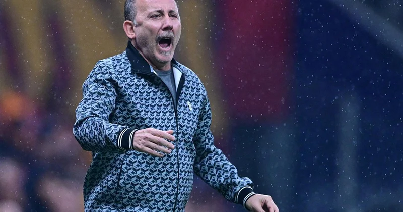 Hepsi Süper Lig den! İşte Sergen Yalçın ın ekibindeki isimler