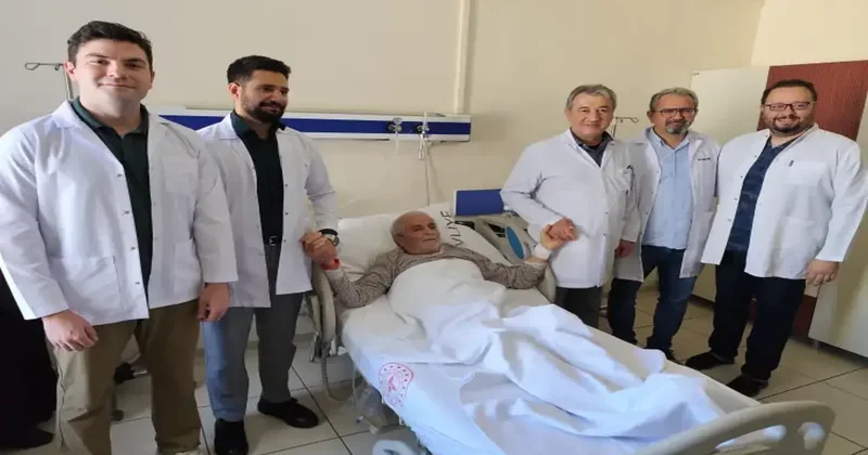 Türkiye de ilk vaka: Tıp literatürüne girecek ameliyat Giresun da yapıldı