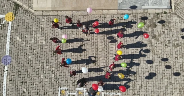 Jandarmadan Dünya Çocuk Hakları Günü nde farkındalık etkinlikleri Siirt Haberleri