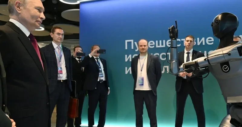 Putin, yapay zekada bağımsızlığın Rusya için egemenlik meselesi olduğunu söyledi