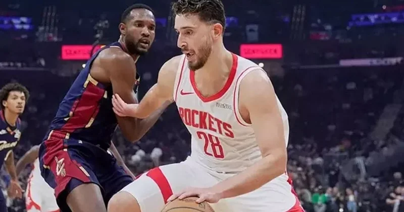 Kim tutar Alperen Şengün ü: Hem attı hem topladı