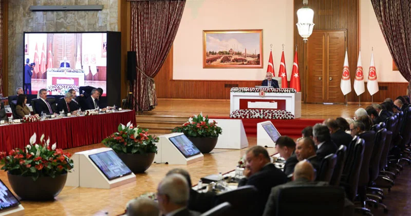 Komisyonda İmralı ziyareti mesaisi: Karar nasıl verilecek? Son dakika haberleri