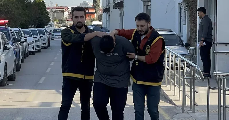 Adana da komşular arasında bıçaklı kavga: Baba öldü, 2 oğlu yaralandı