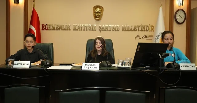 Çocukların meclis günü Başkan Doğan, Dünya Çocuk Hakları Günü nde 17 ilçeden çocuklarla buluştu Samsun Haberleri