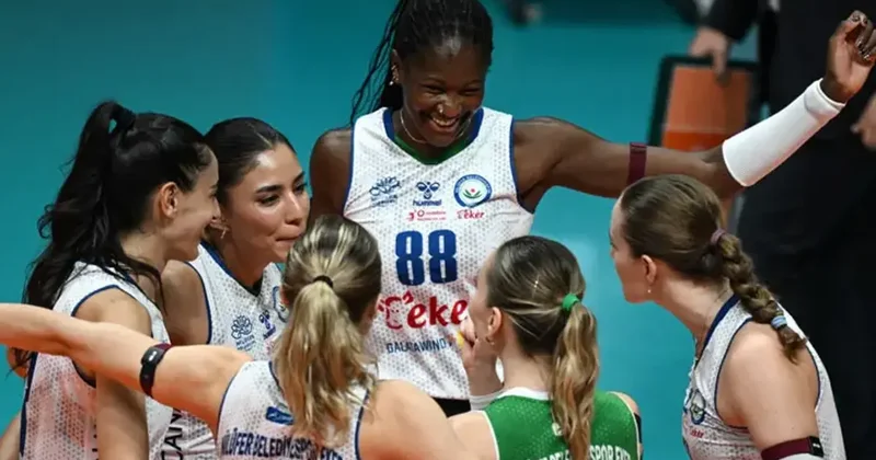 Iman Ndiaye yıldızlaştı, Nilüfer evinde Eczacı yı devirdi... Nilüfer Belediyespor Eker Eczacıbaşı Dynavit maç sonucu 3 1 Voleybol Haberleri Spor