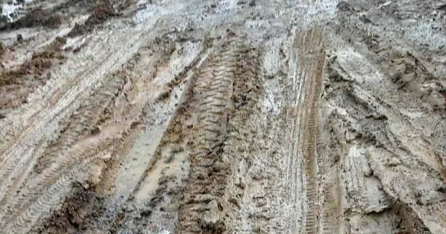 Doğalgaz çalışması sonucu bozulan yollar tehlike oluşturuyor Sinop Haberleri